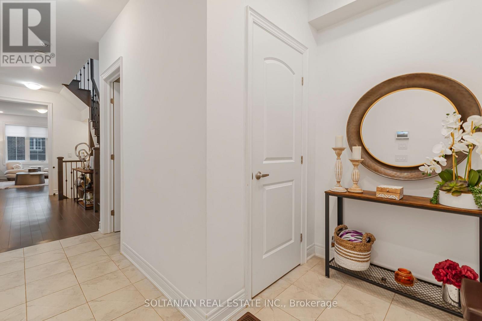 18 DRIZZEL CRESCENT - 26