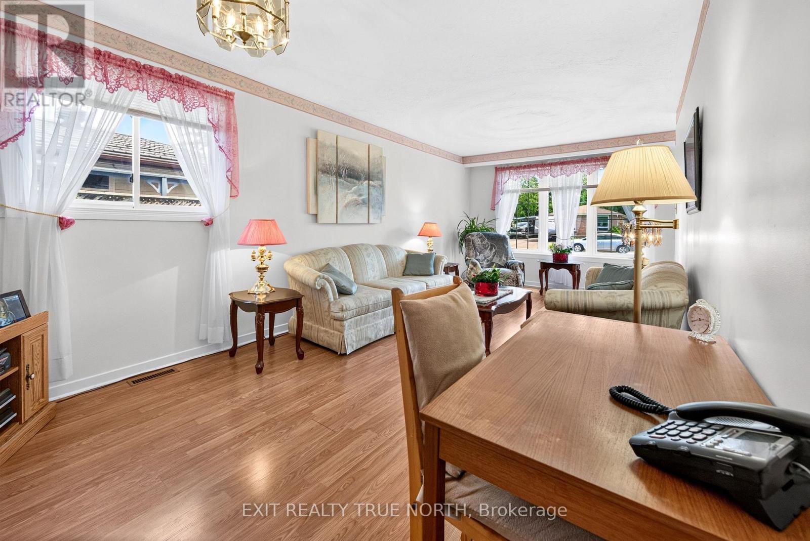 1053 GLEN BOGIE CRESCENT - 10