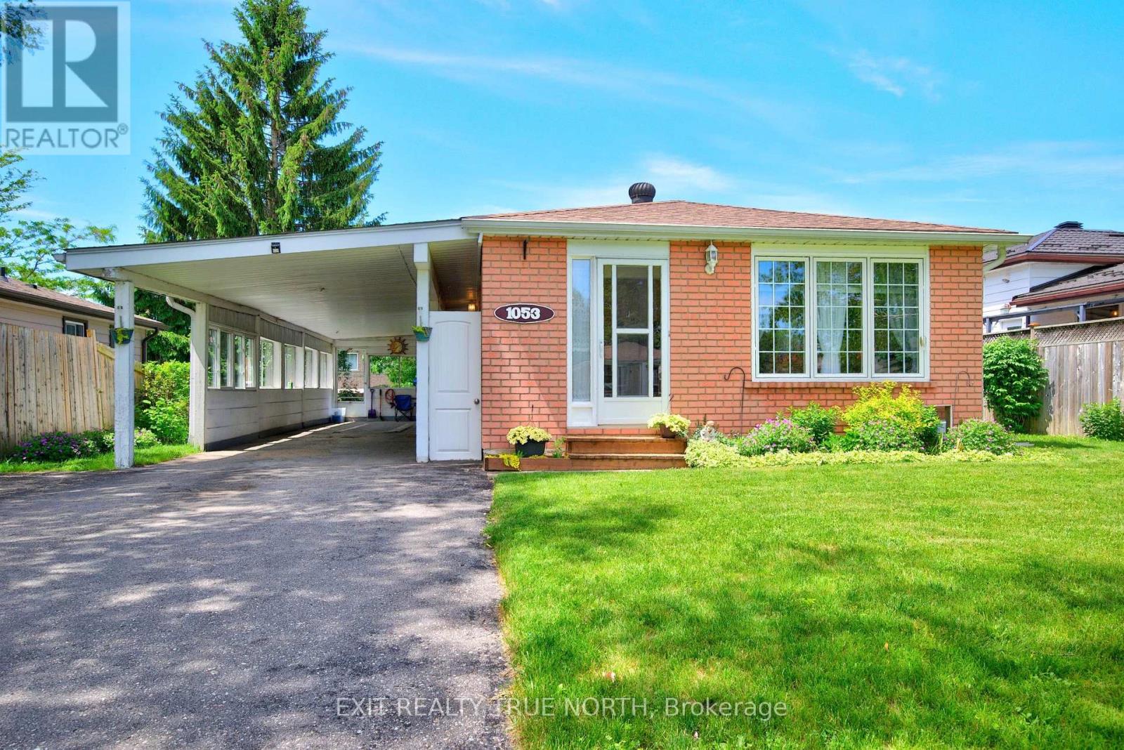 1053 GLEN BOGIE CRESCENT - 2