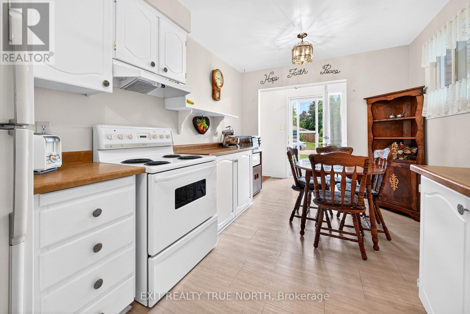 1053 GLEN BOGIE CRESCENT - 5