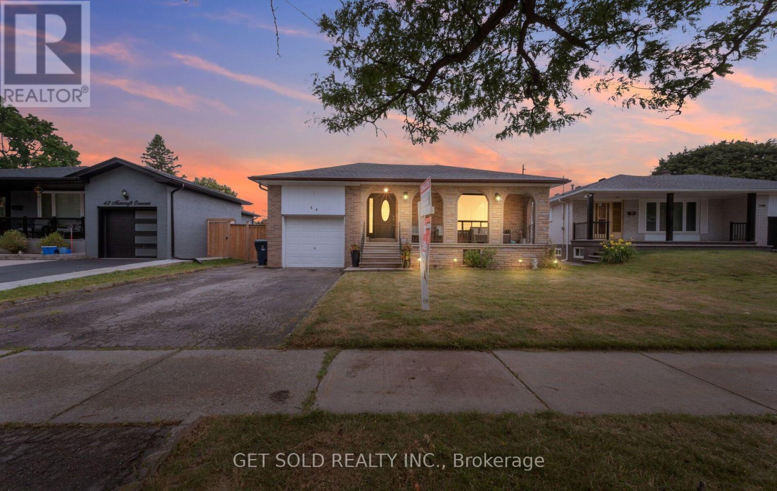44 MANCROFT CRESCENT - 31