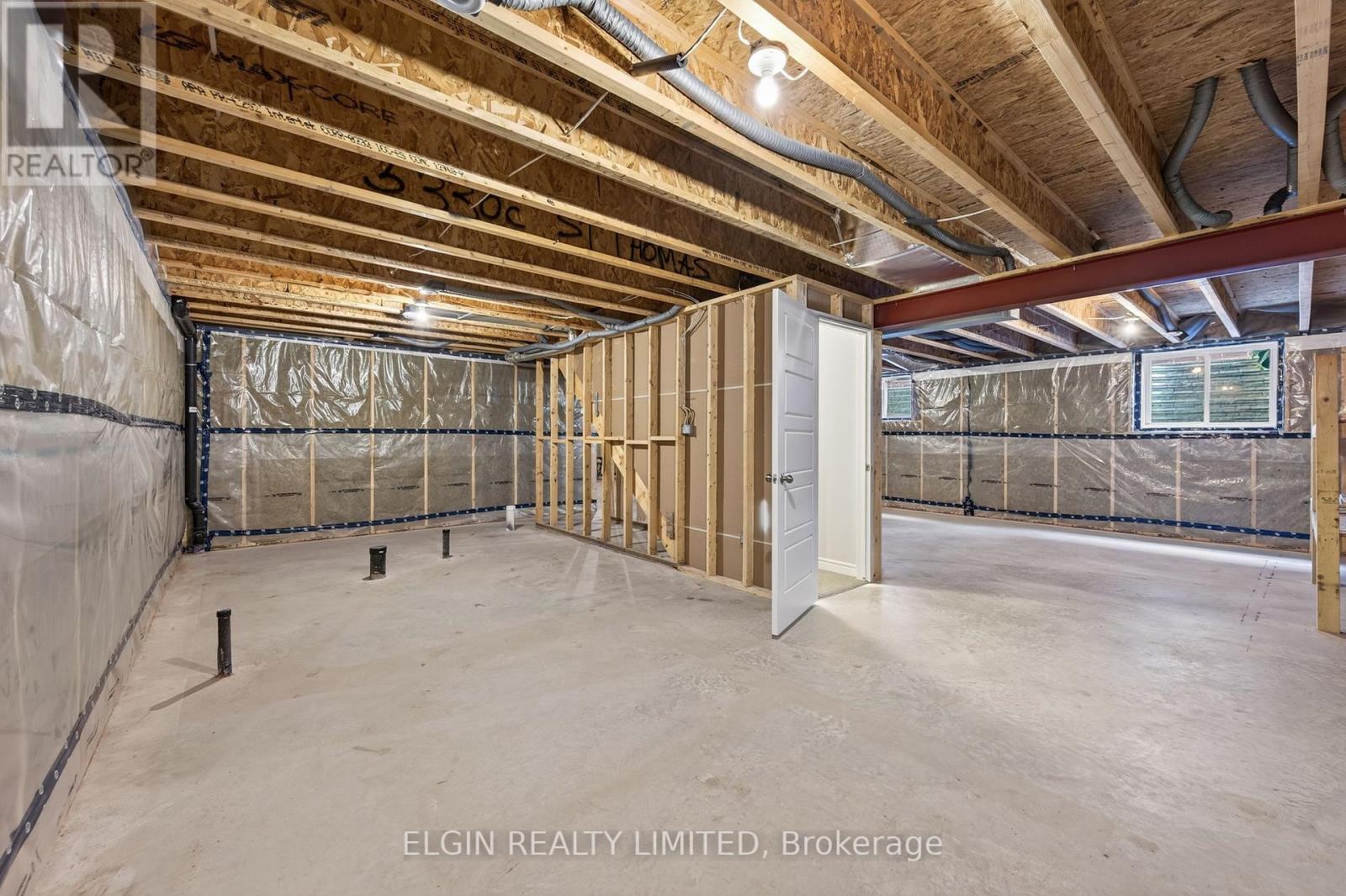 9 ASHBERRY PLACE - 25