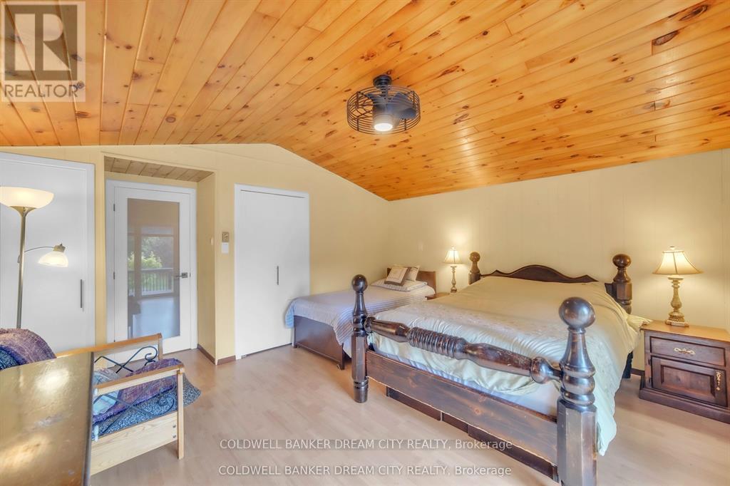 1004A ALMOND LANE - 34