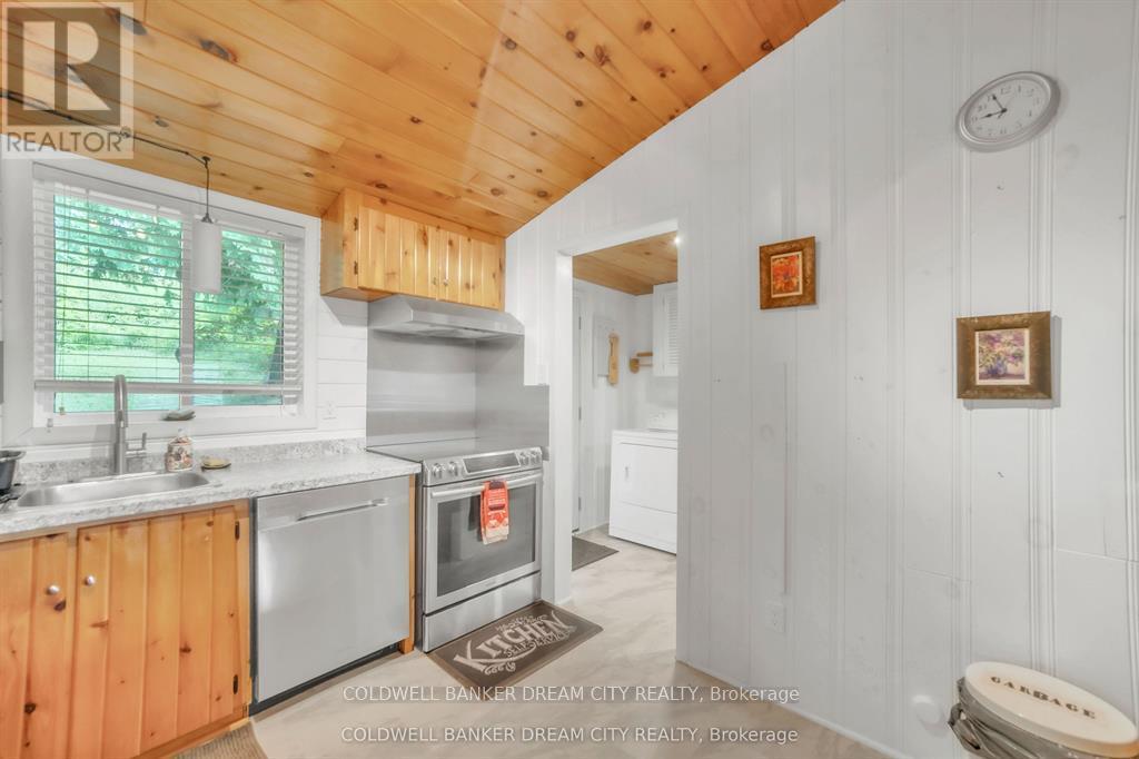 1004A ALMOND LANE - 43