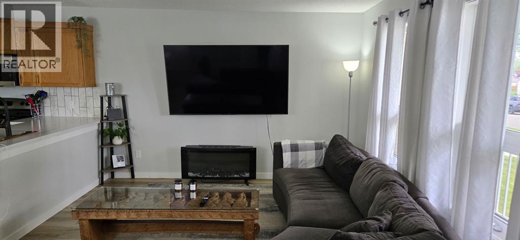 5113 A 54 Avenue - 2