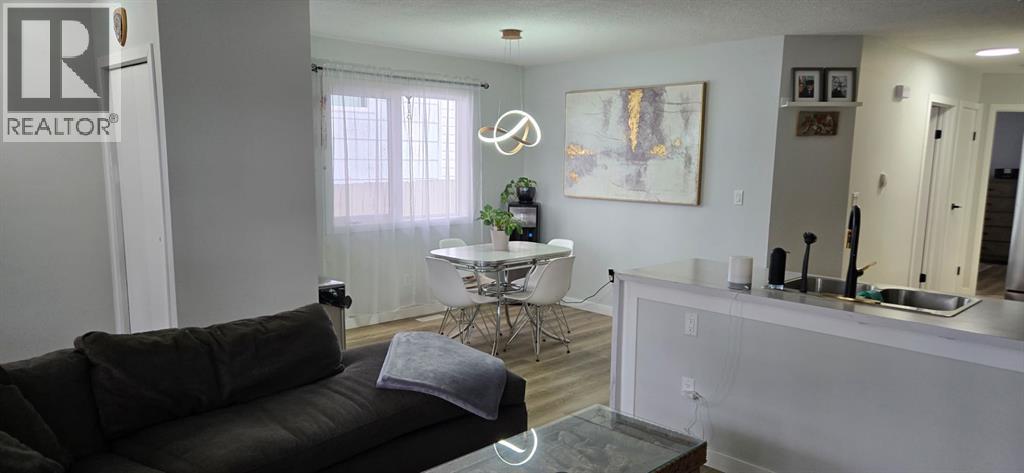 5113 A 54 Avenue - 4