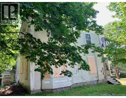 47 Elm Street, photo 4