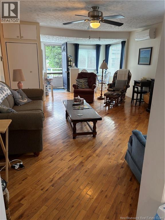 60 First Avenue, Pointe-Du-Chêne — photo 2