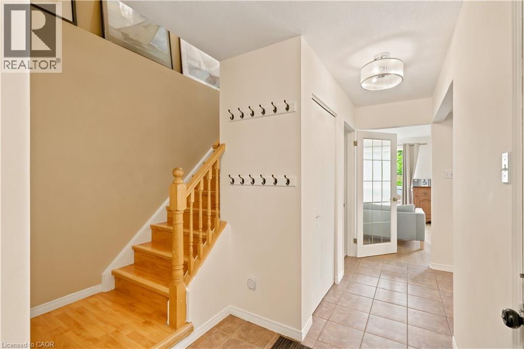 119 ROSSMORE Court - Image 10