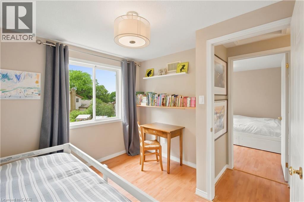 119 ROSSMORE Court - Image 34