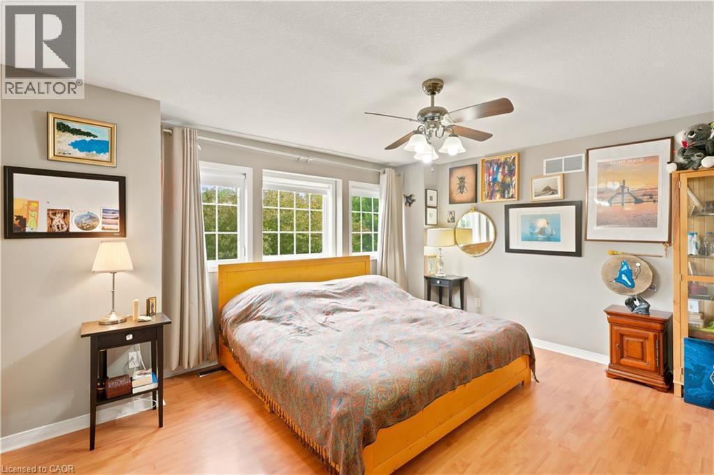 119 ROSSMORE Court - 25