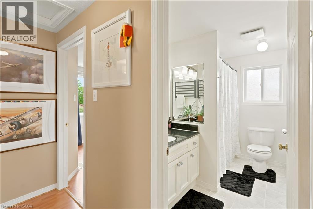 119 ROSSMORE Court - 26
