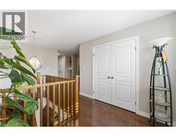 Bedroom - 212 Chartwell Circle, Hamilton, ON L9A0B6 Photo 11