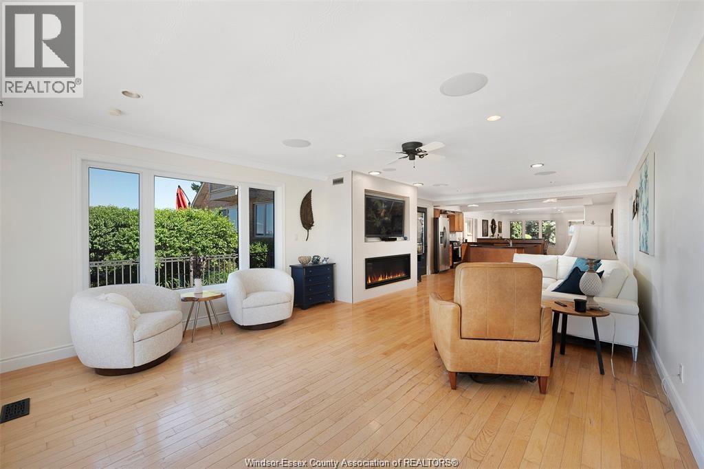 12862 RIVERSIDE - 26