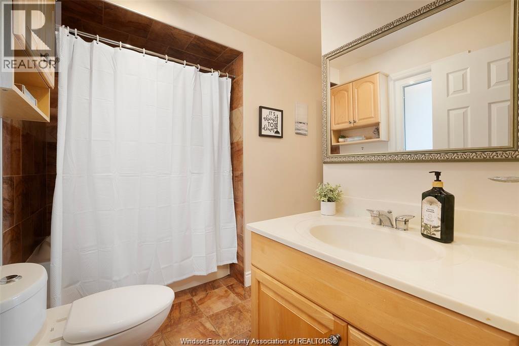12862 RIVERSIDE - 32