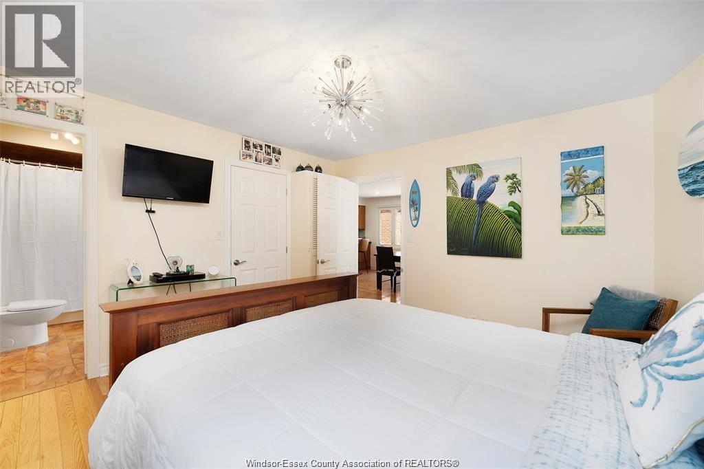 12862 RIVERSIDE - 33