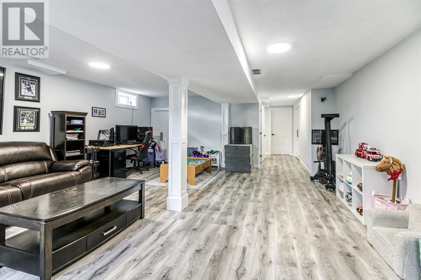 25 Laprairie CRES - 26