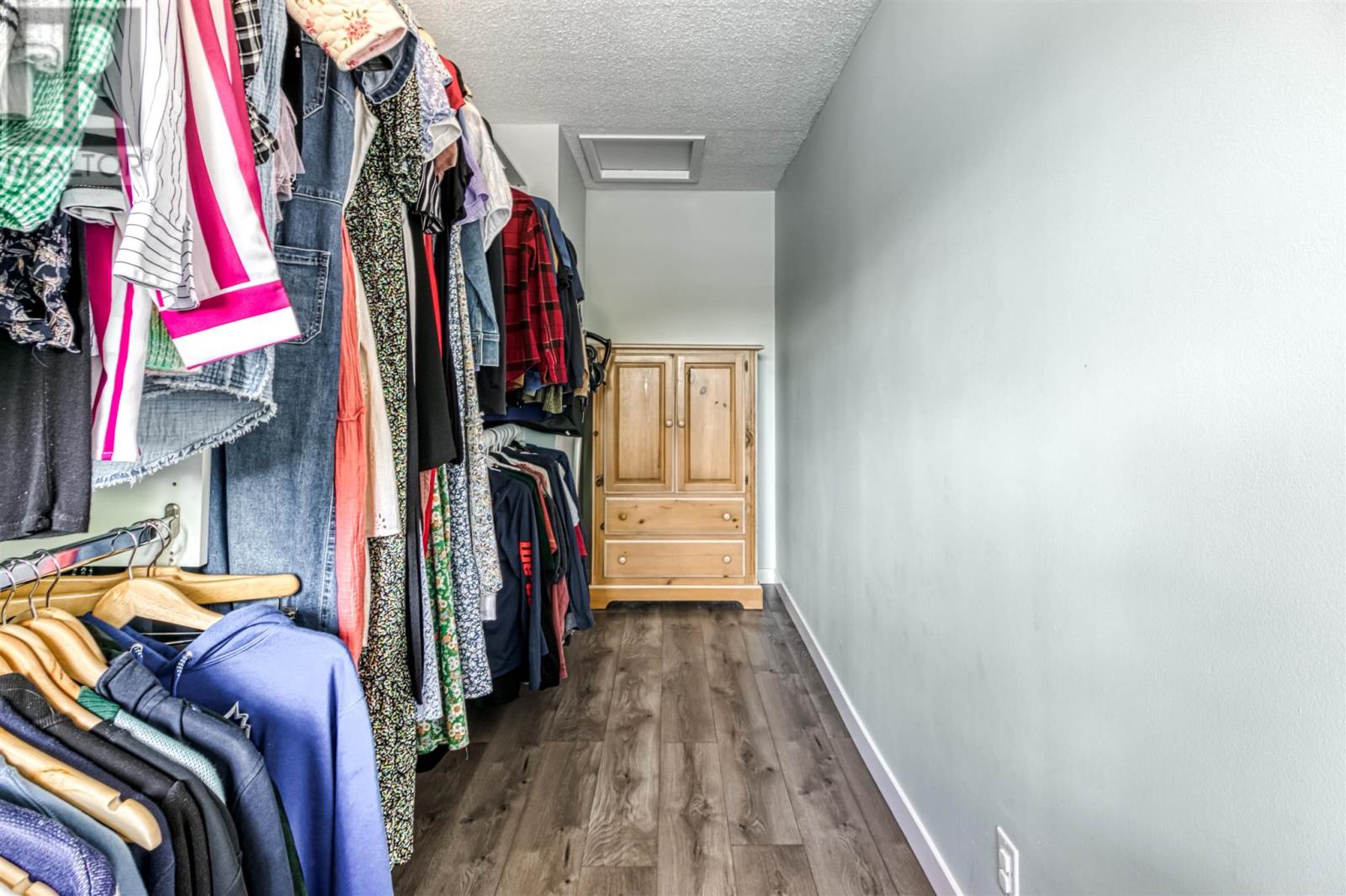 25 Laprairie CRES - 18