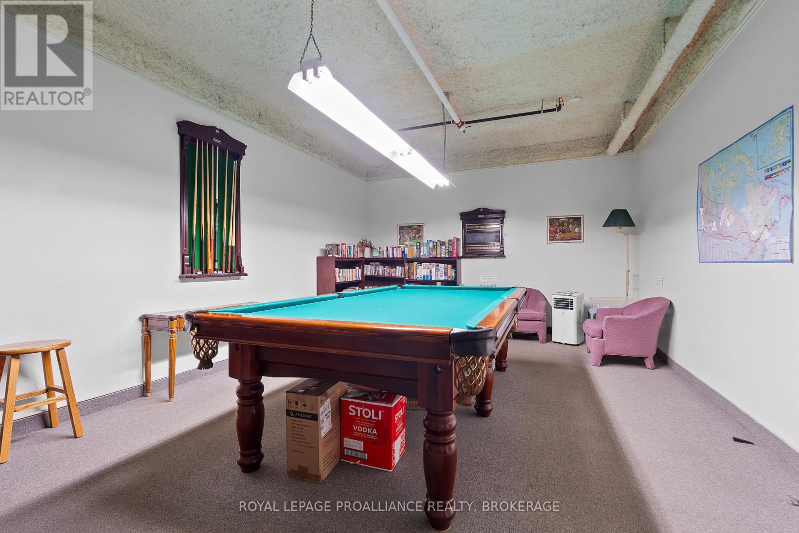 #1006 257 BATH ROAD - 40