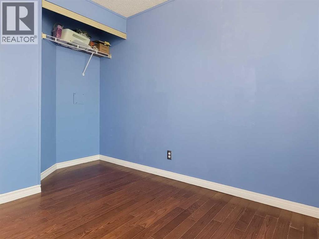 10826 98 Street - 11