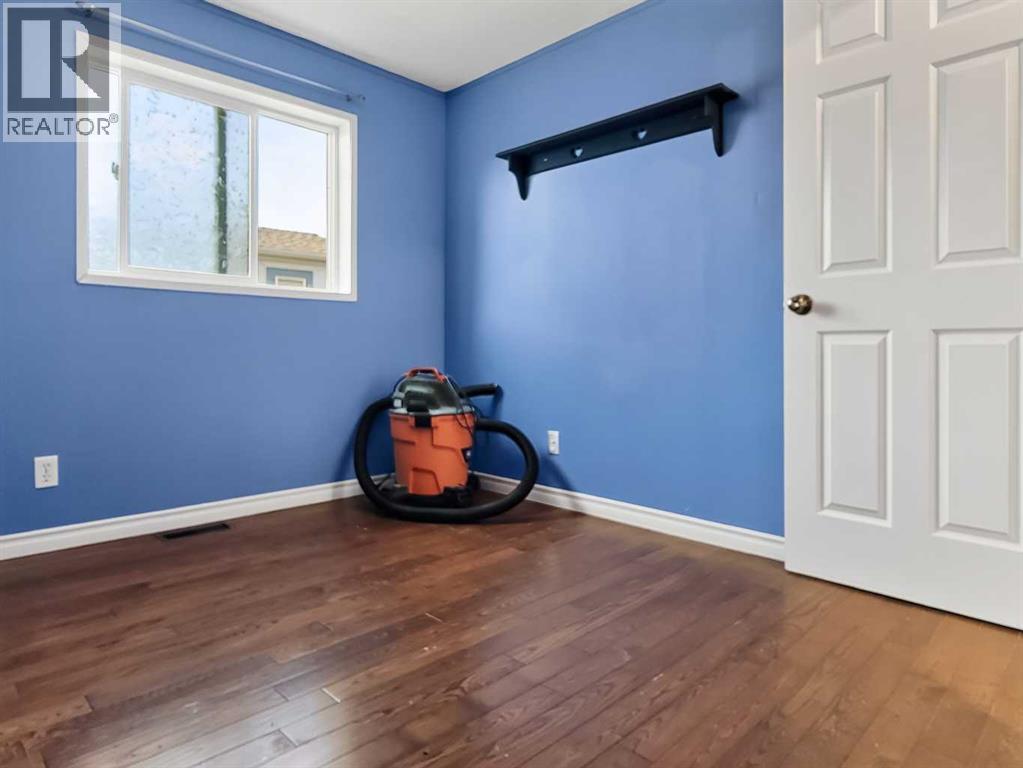 10826 98 Street - 12