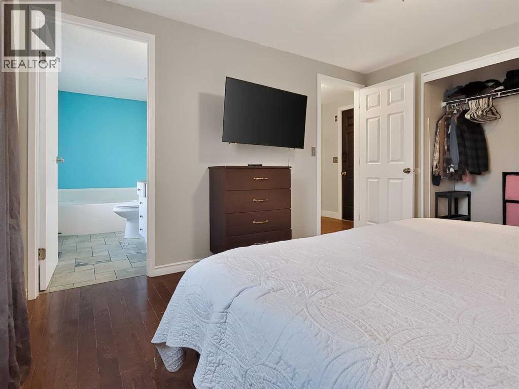 10826 98 Street - 27