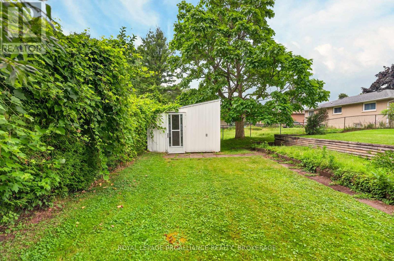 34 SHERWOOD AVENUE - 34