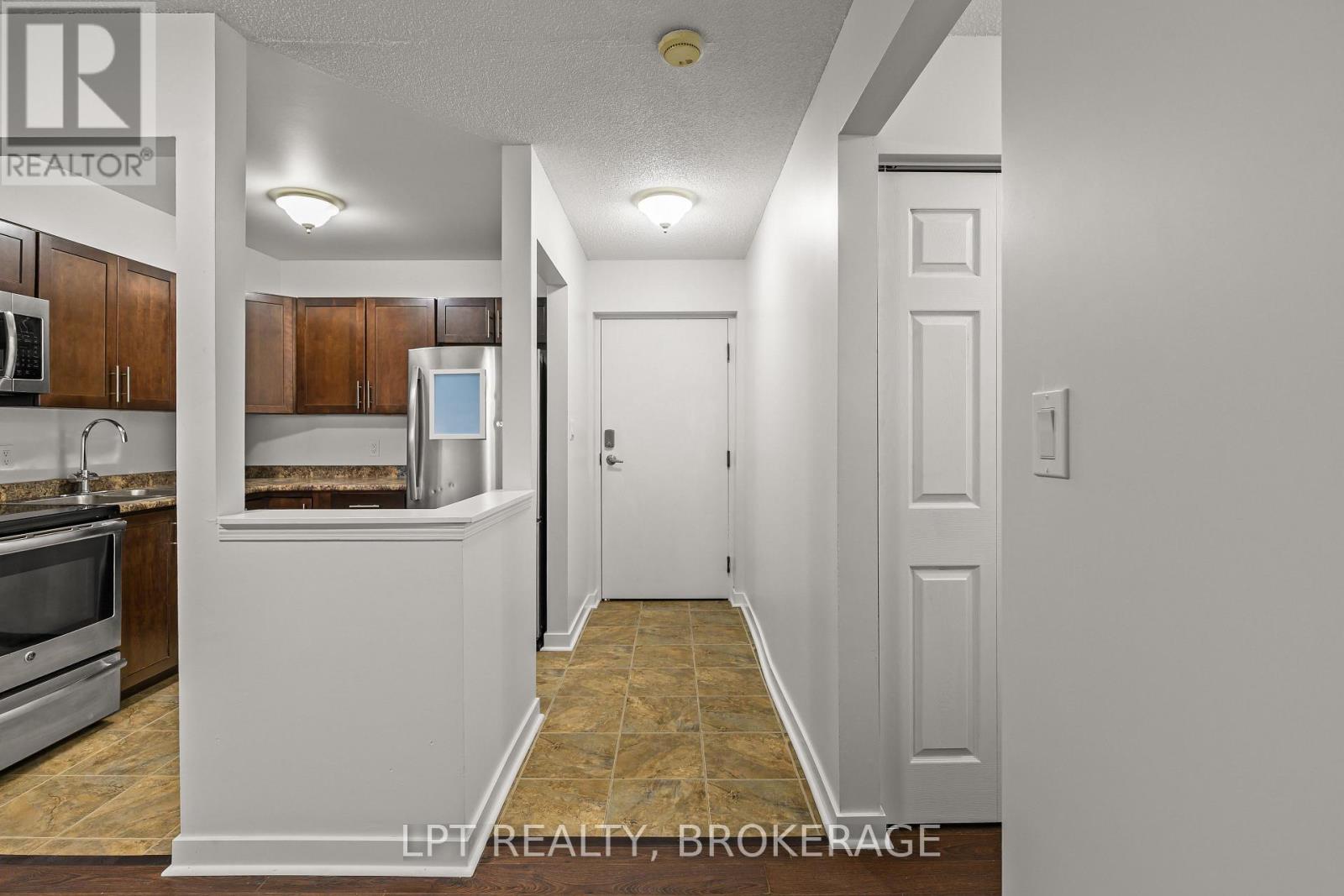 #107 310 KINGSDALE AVENUE - 5