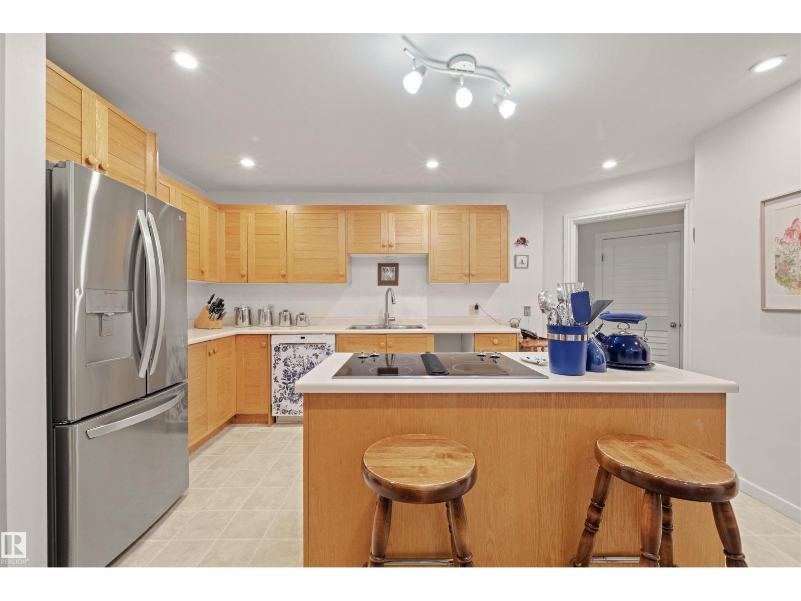 #1 14824 45 AV NW - 13