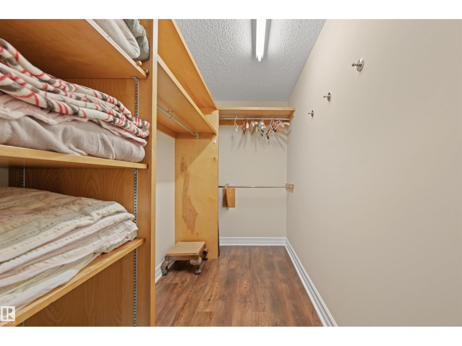 #1 14824 45 AV NW - 29