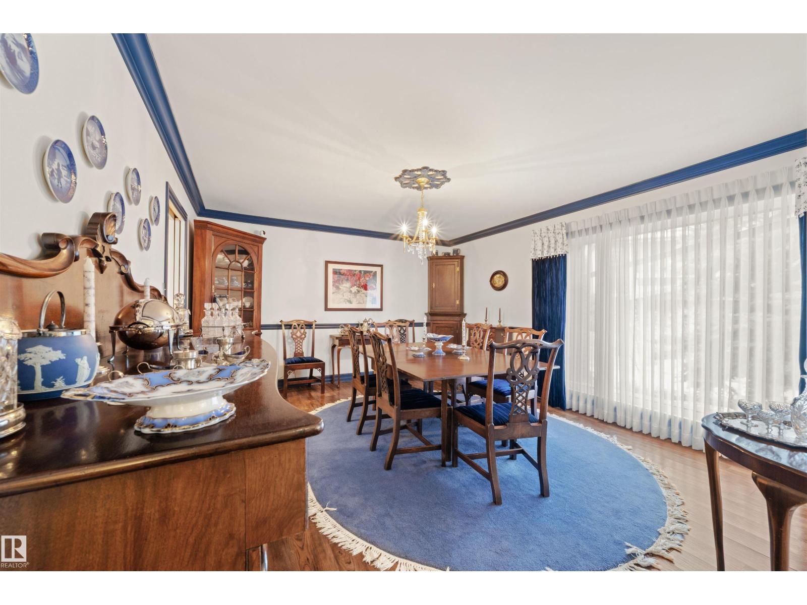 #1 14824 45 AV NW - 17
