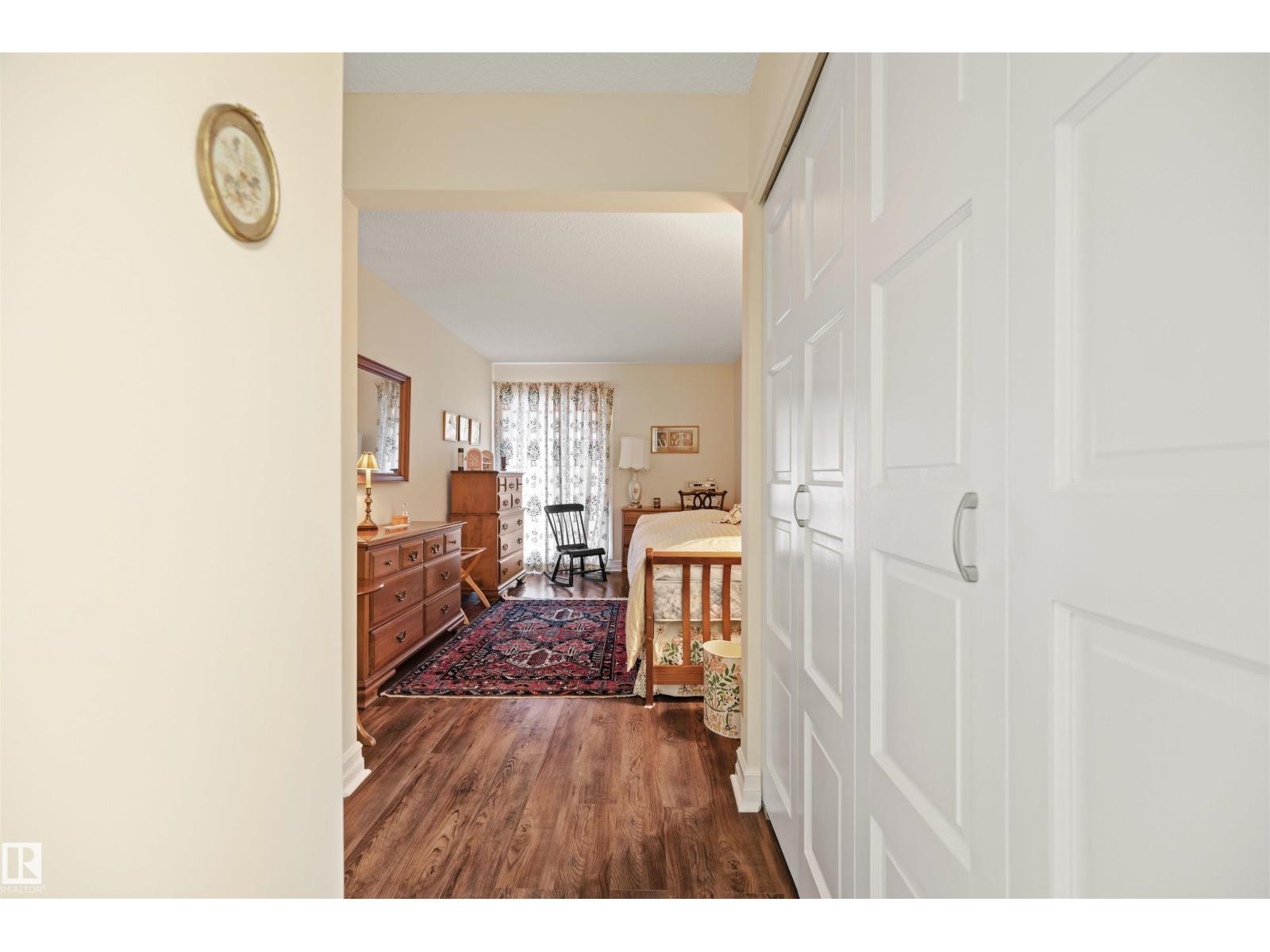 #1 14824 45 AV NW - 30