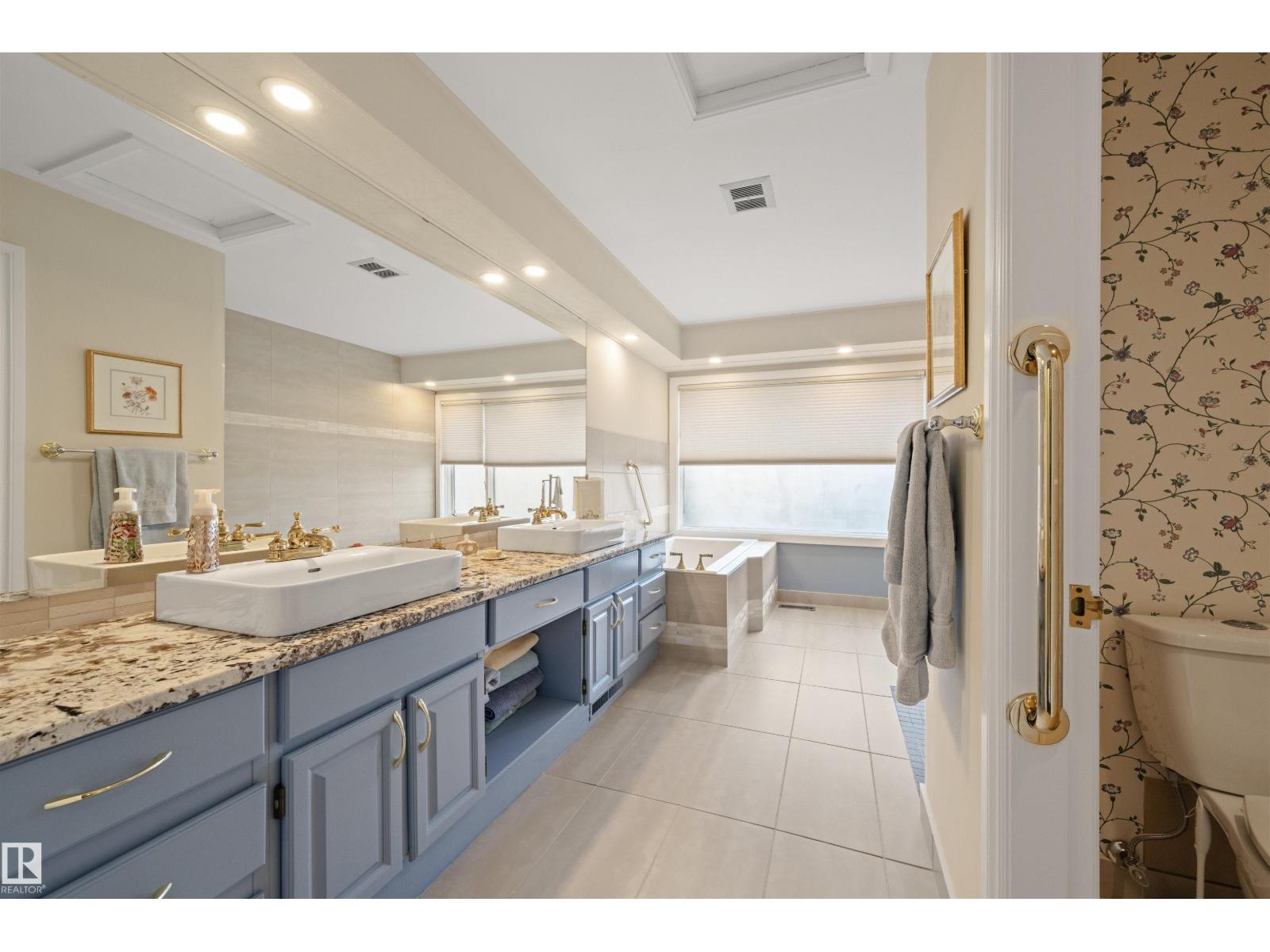 #1 14824 45 AV NW - 25