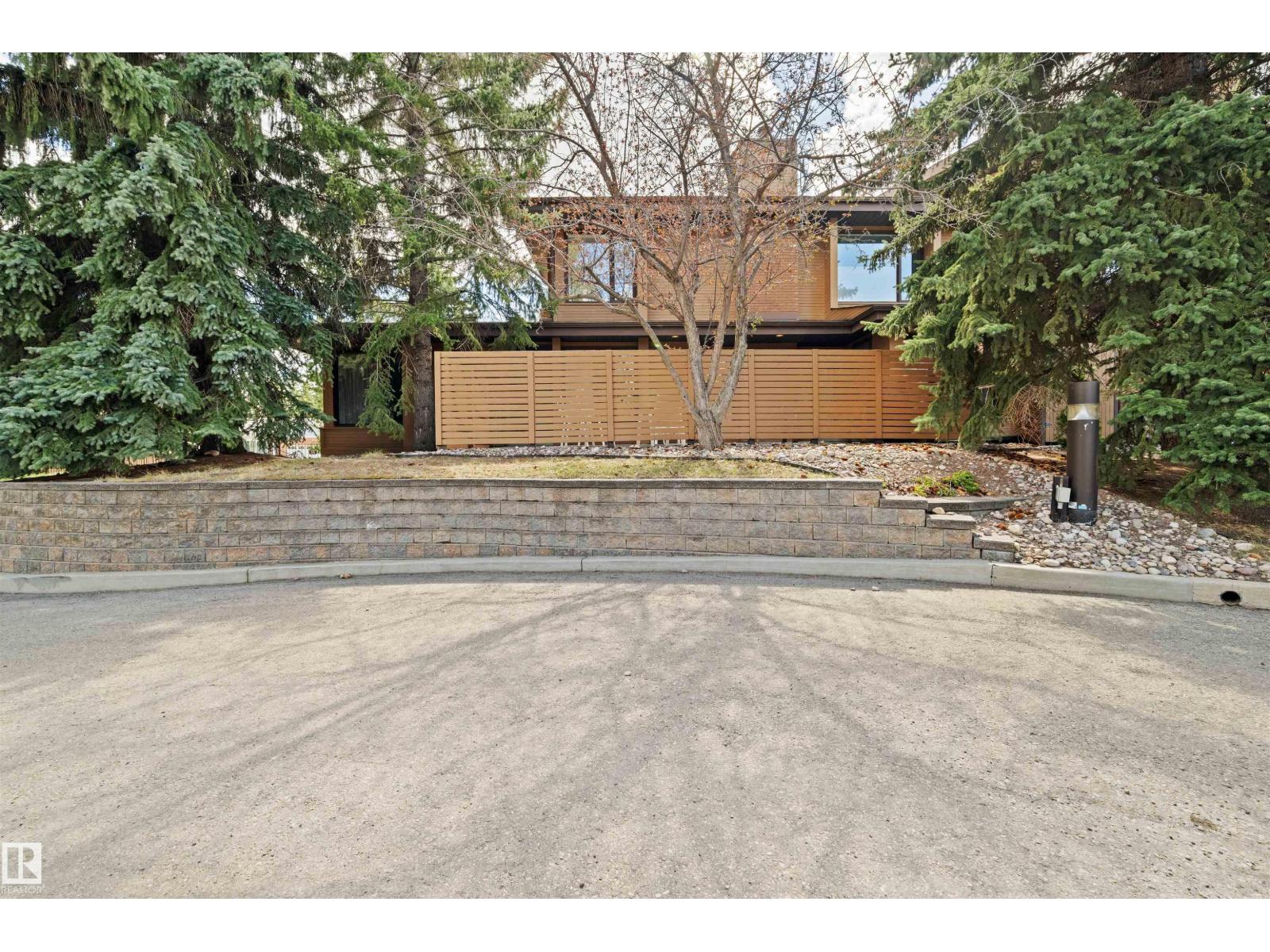 #1 14824 45 AV NW - 51