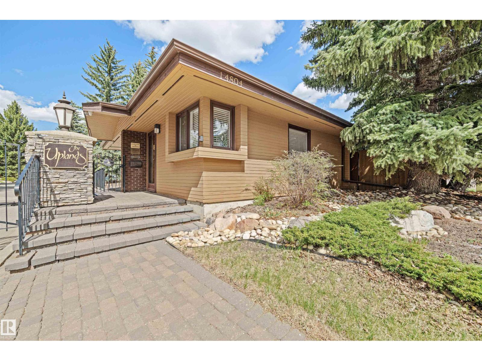 #1 14824 45 AV NW - 53
