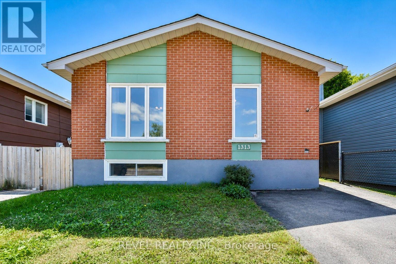 1313 GATINEAU BOULEVARD - 1