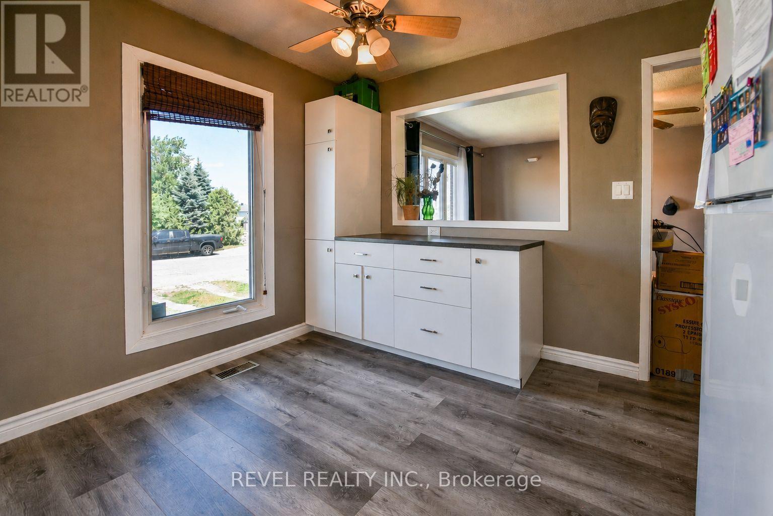 1313 GATINEAU BOULEVARD - 6