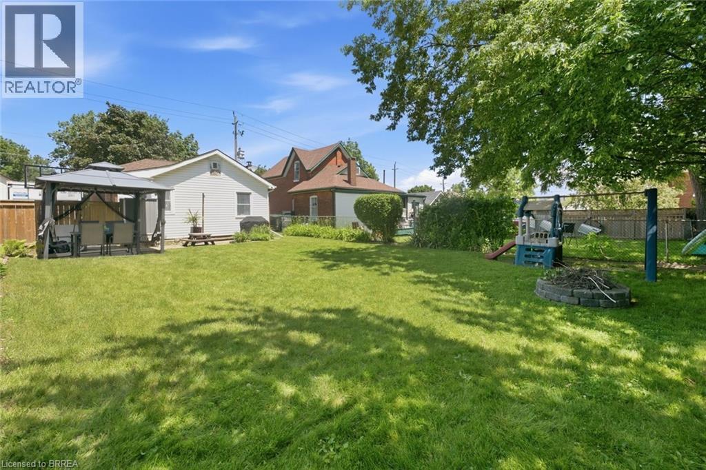 141 EAST Avenue - 27