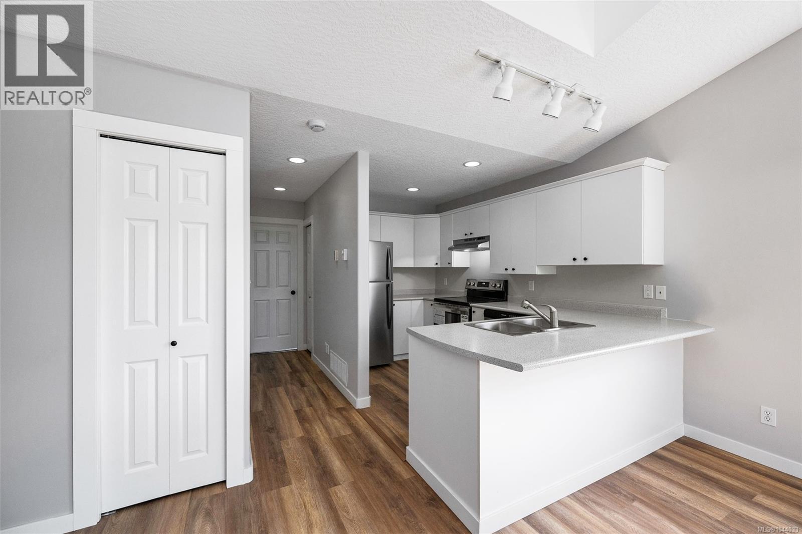 6109 Westridge Rd - 9