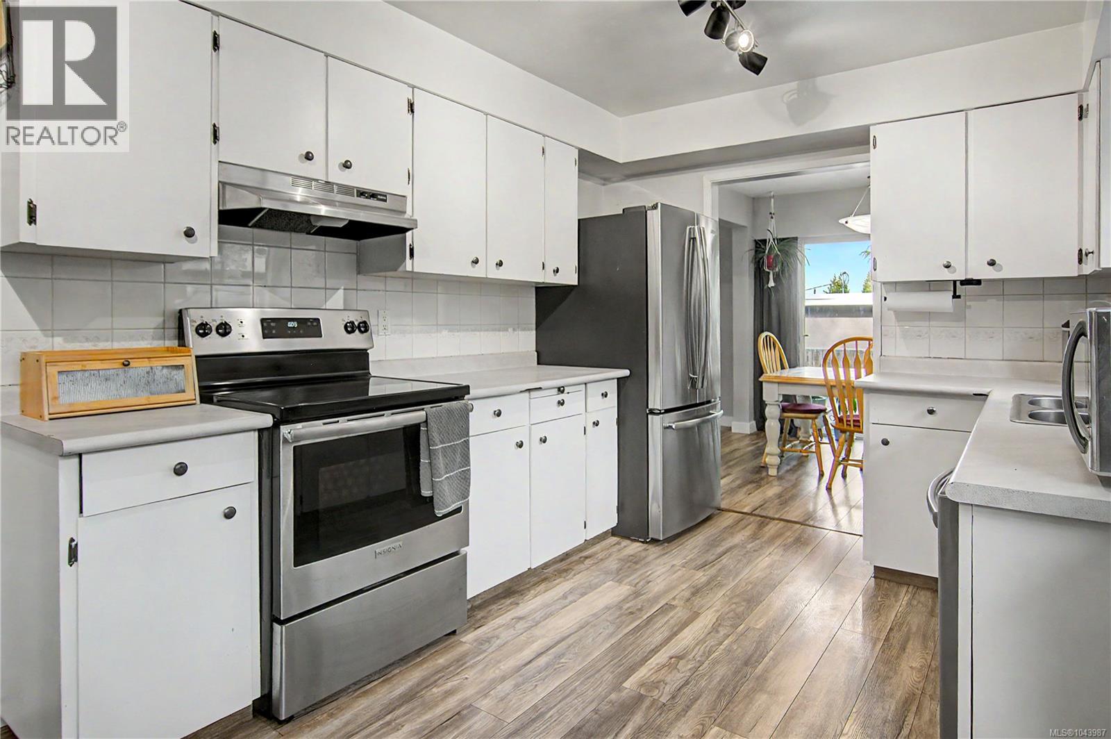 159 Roberta Rd W - 8