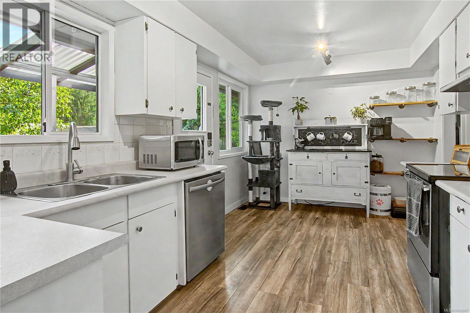 159 Roberta Rd W - 9
