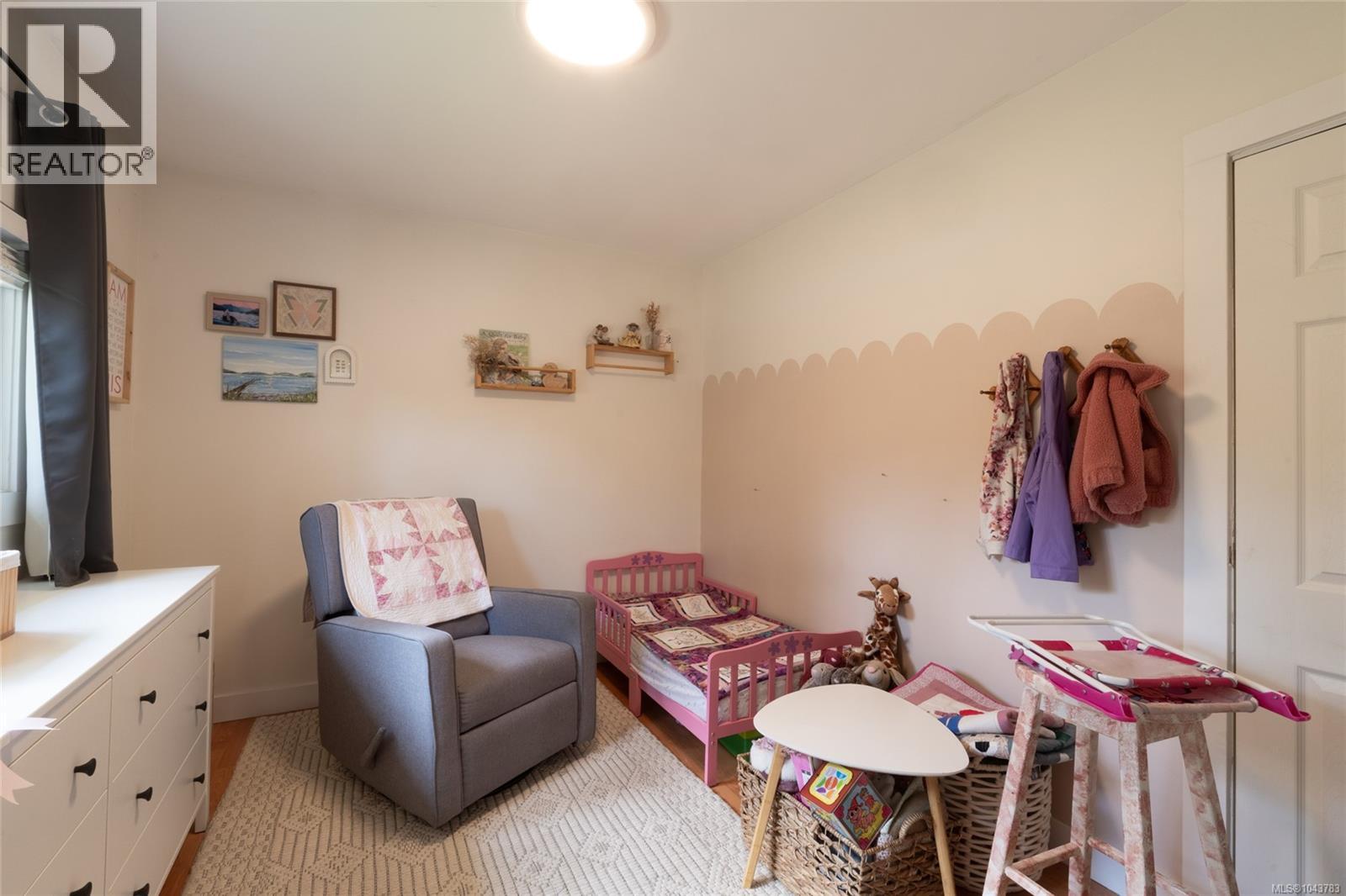 5933 Deuchars Dr - 14