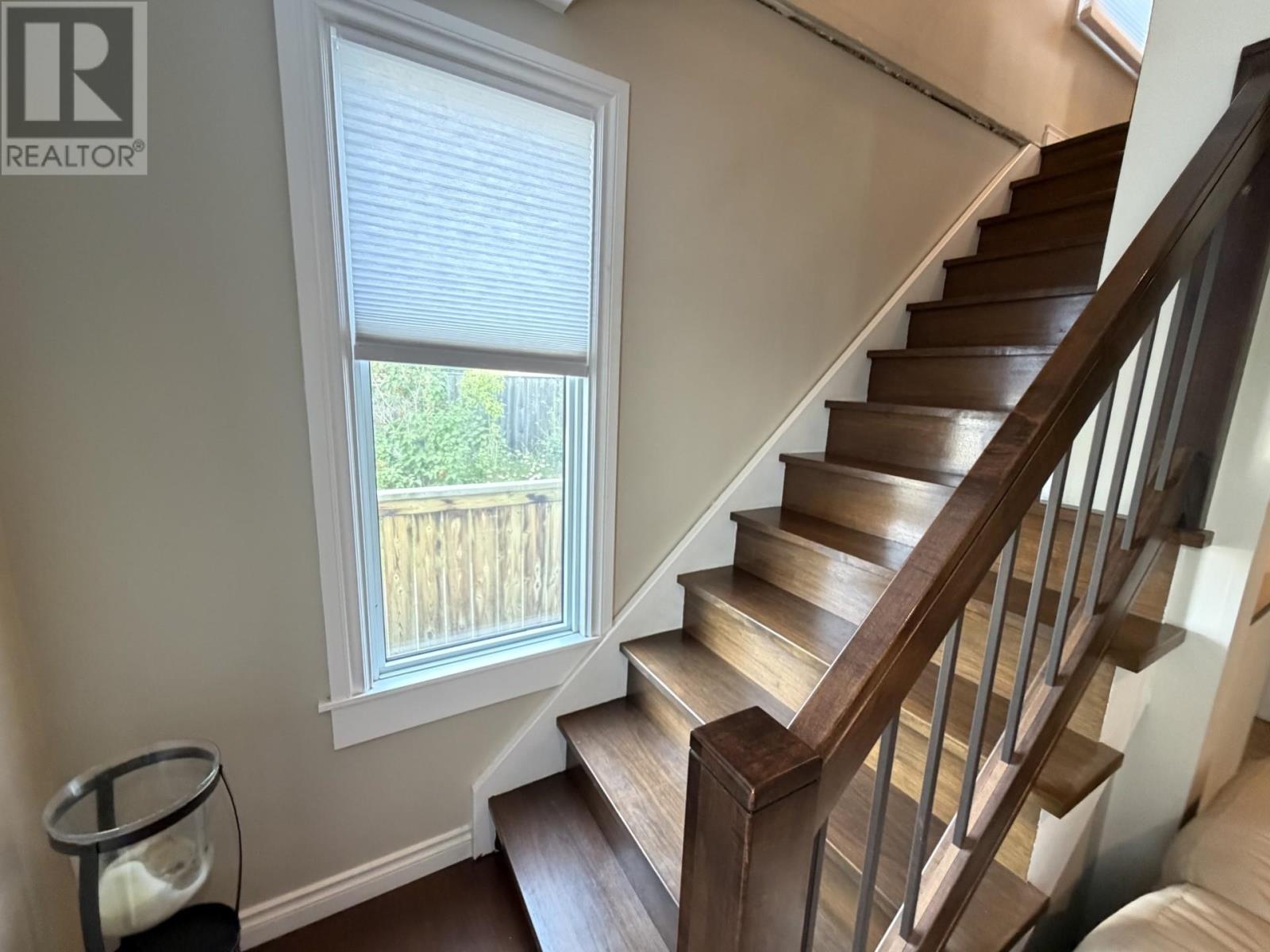 338 DACRE ST - 21