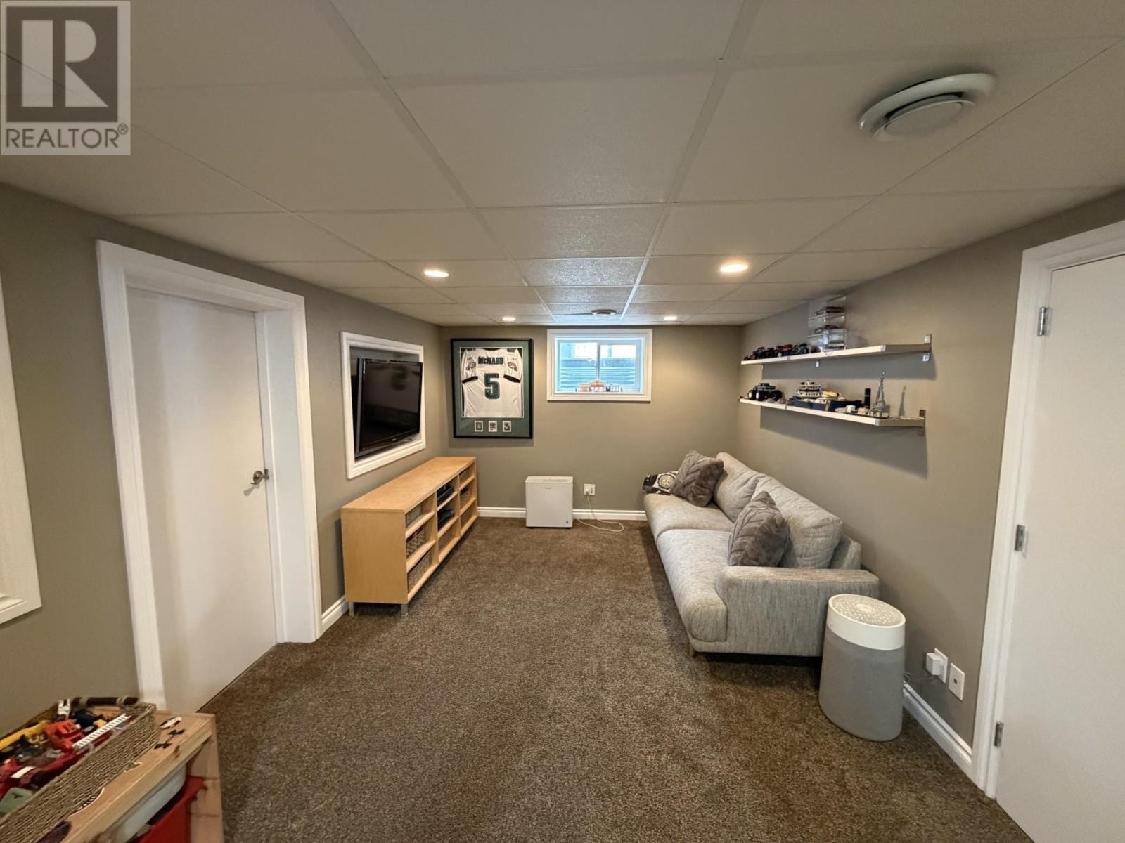 338 DACRE ST - 23