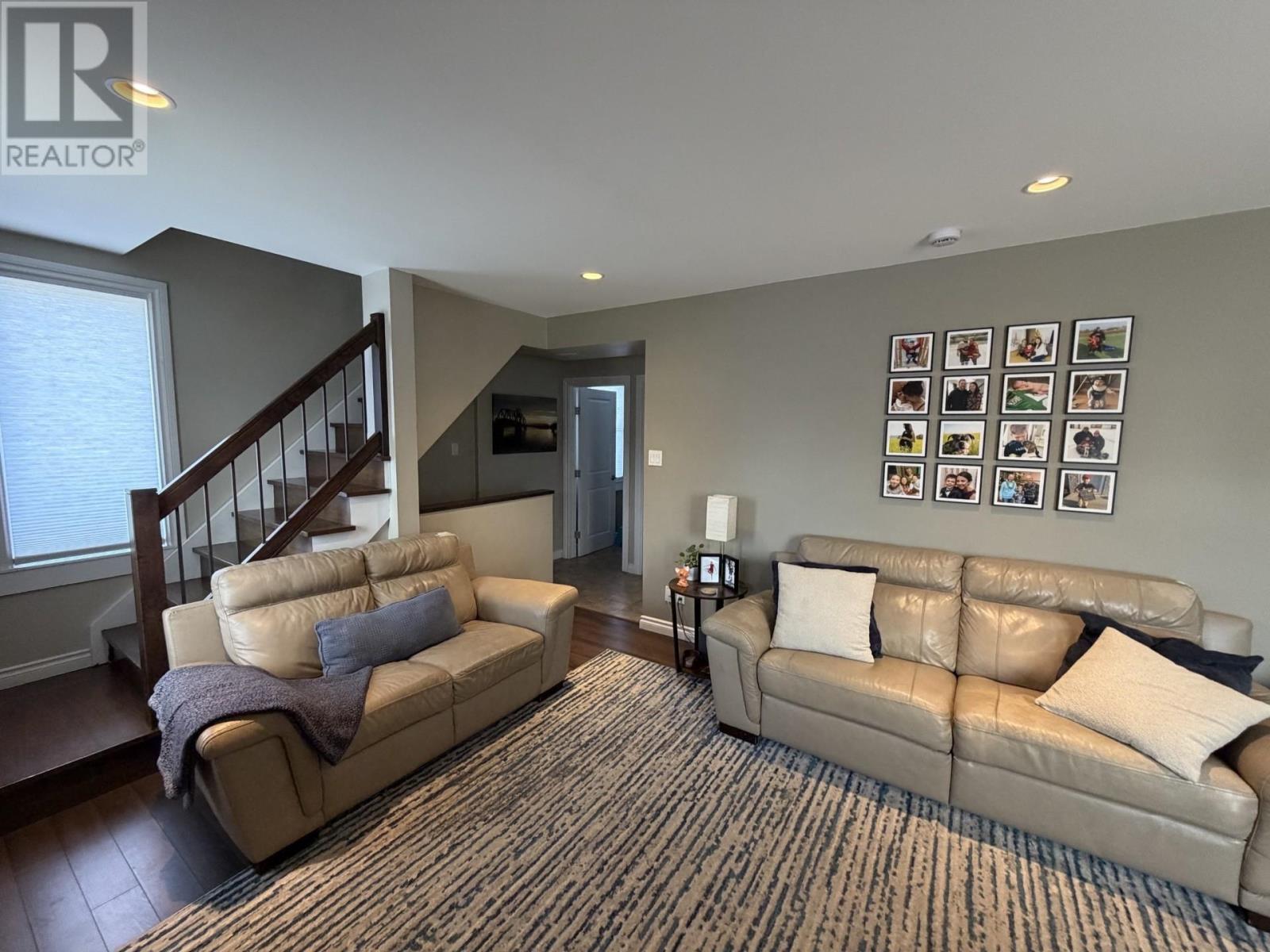 338 DACRE ST - 7
