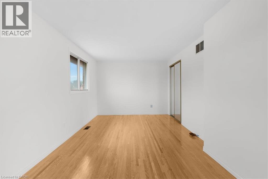 345 BERKINDALE Drive - 23