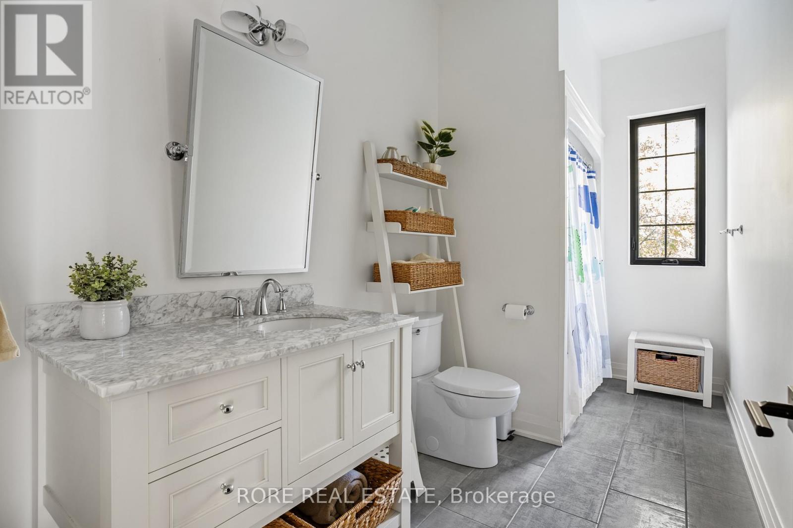 2439 GARRISON ROAD - 26