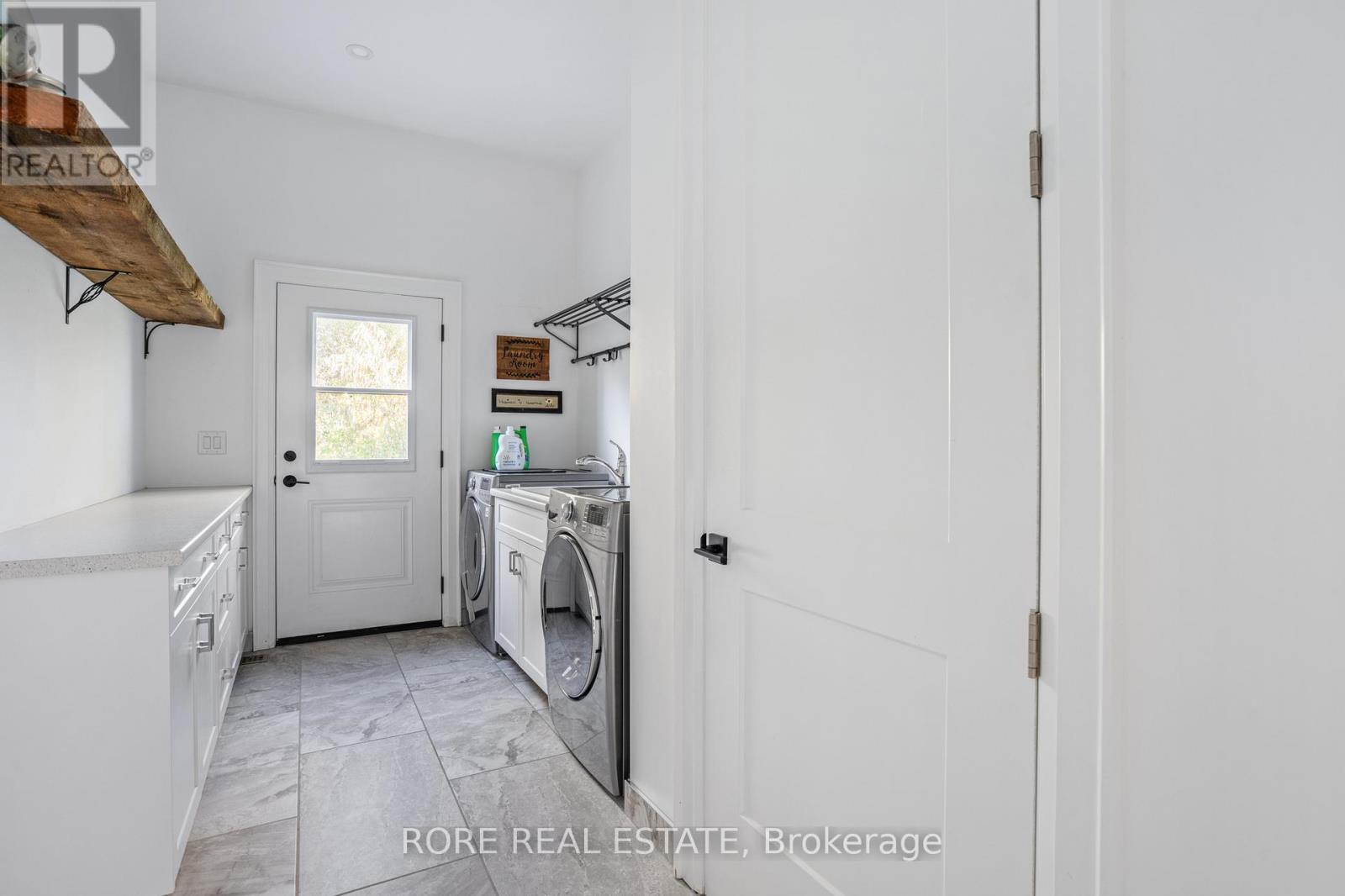 2439 GARRISON ROAD - 27