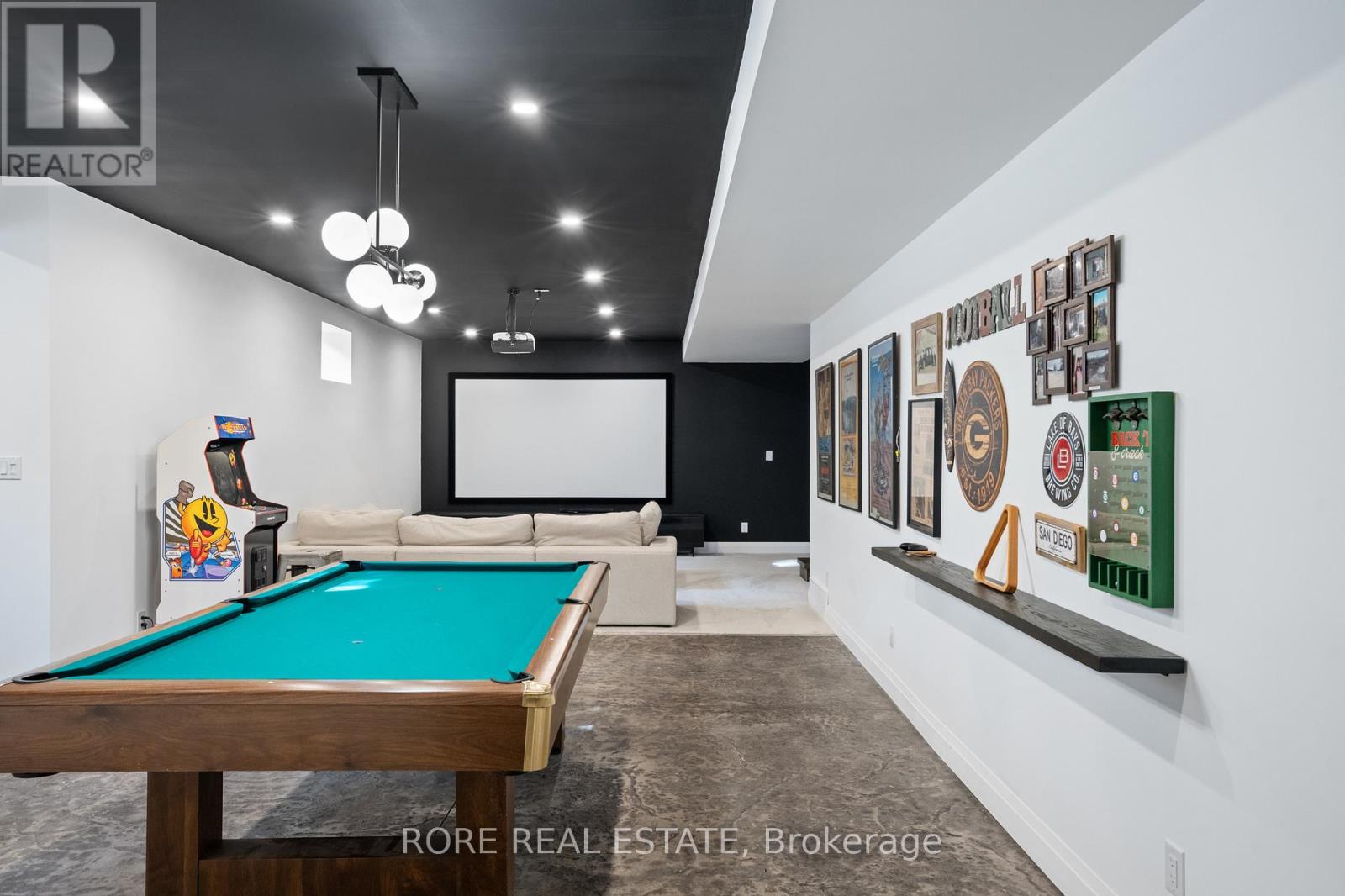 2439 GARRISON ROAD - 34