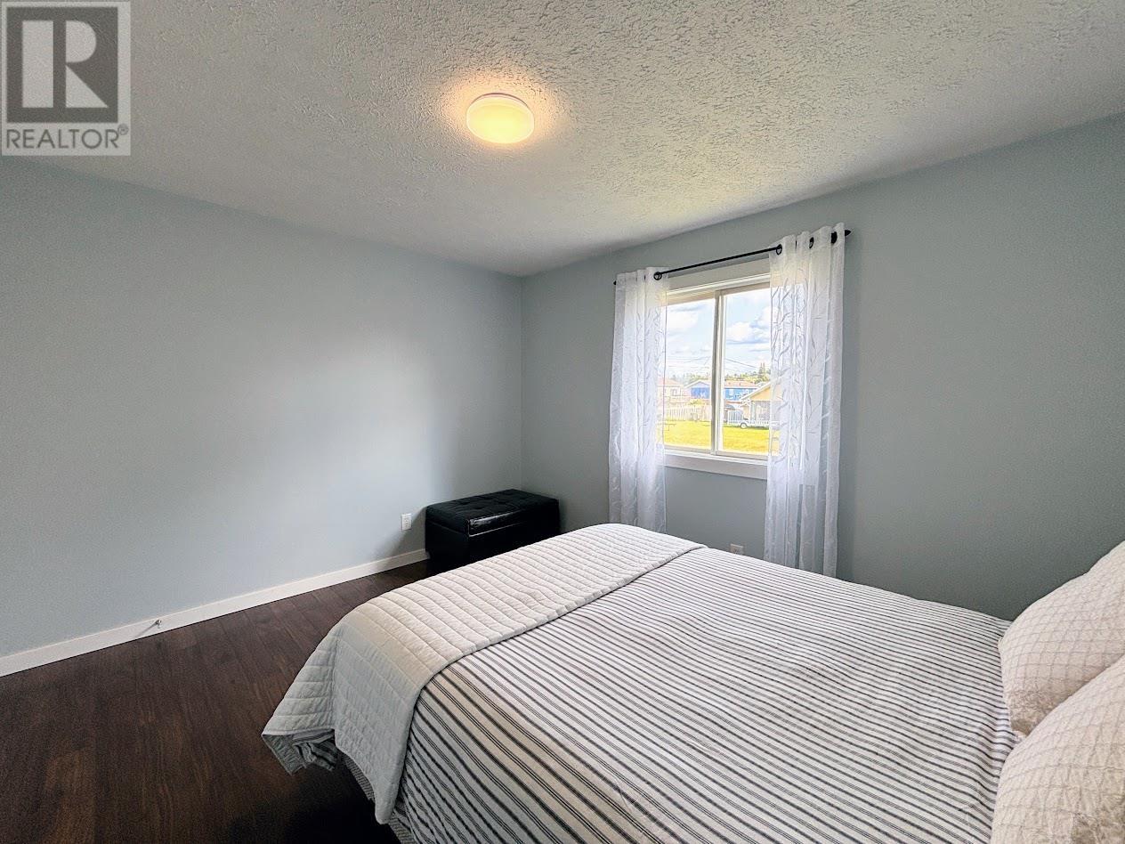 25 Brooks ST - 11